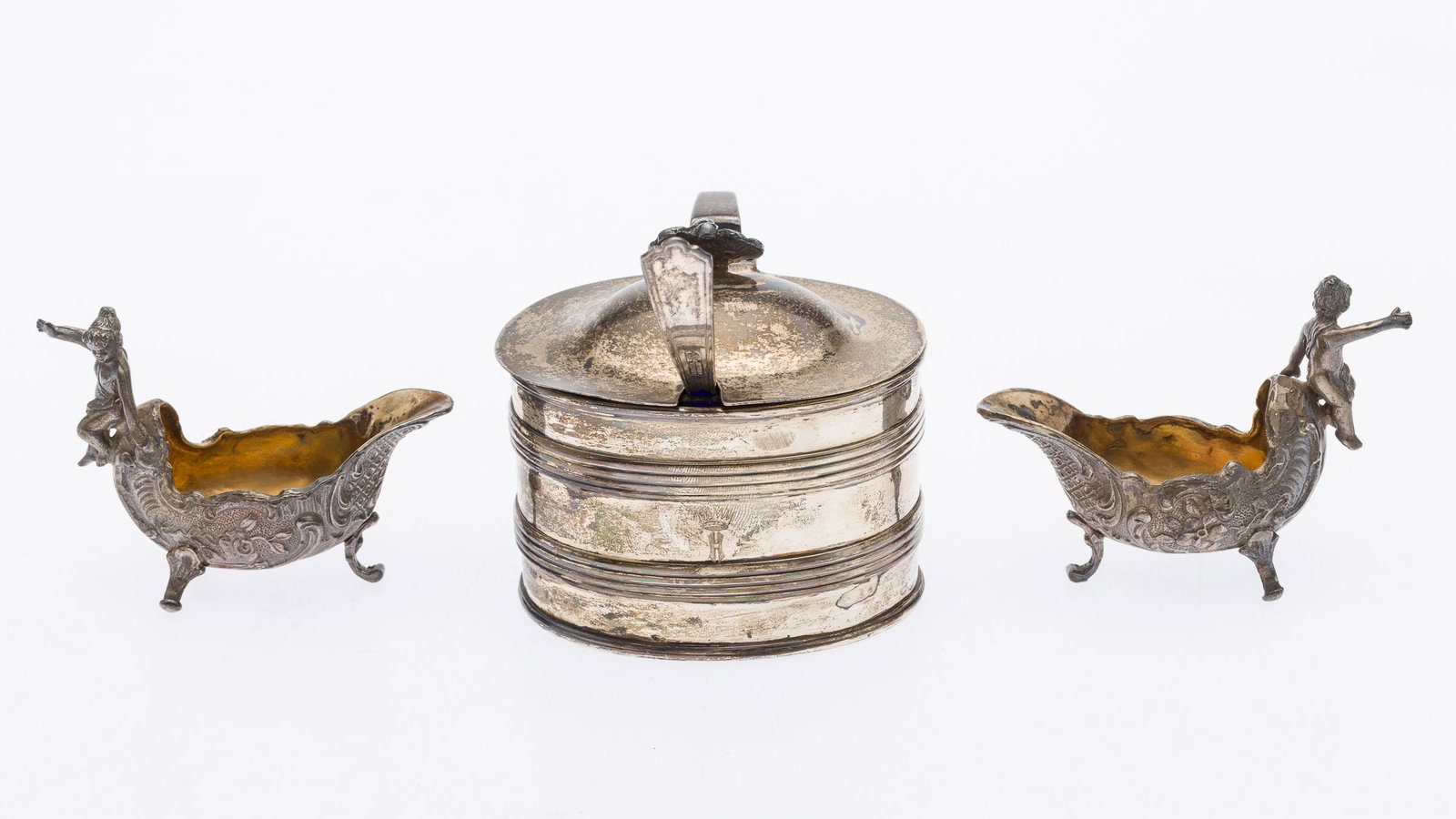 English Sterling Mustard Pot & Pair Shell-Form Salts (1 of 12)