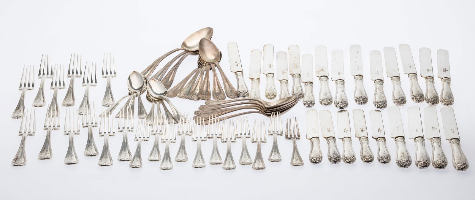 Tiffany Sterling Colonial Flatware Set, 69 pcs. (1 of 13)