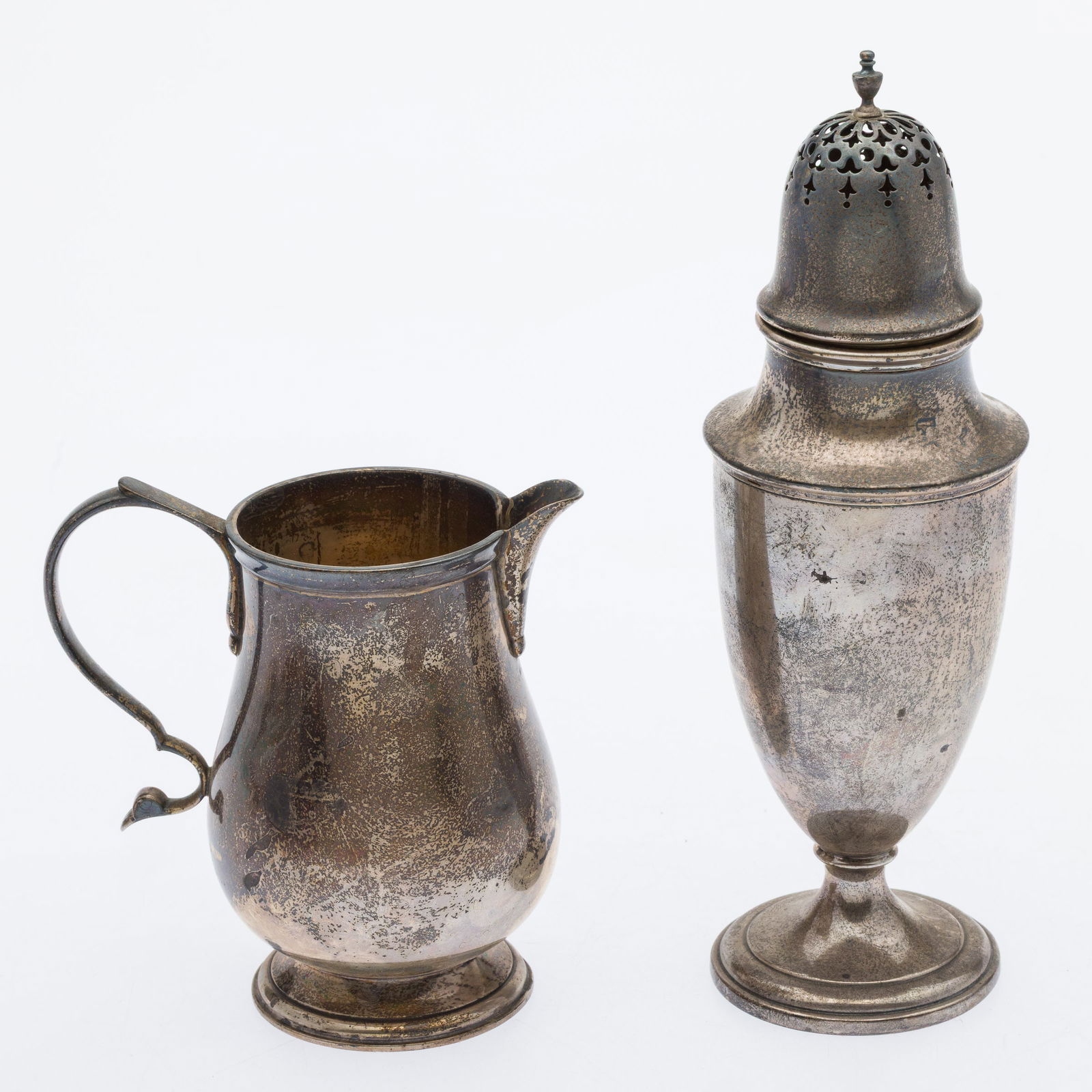 5 Sterling Silver Table Articles - 6