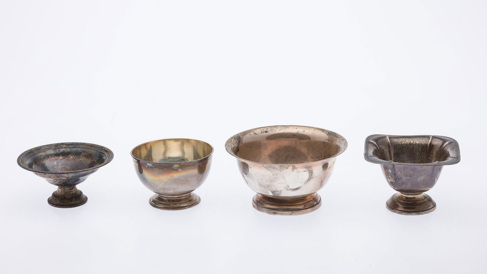 6 Sterling Silver Footed Table Articles - 8