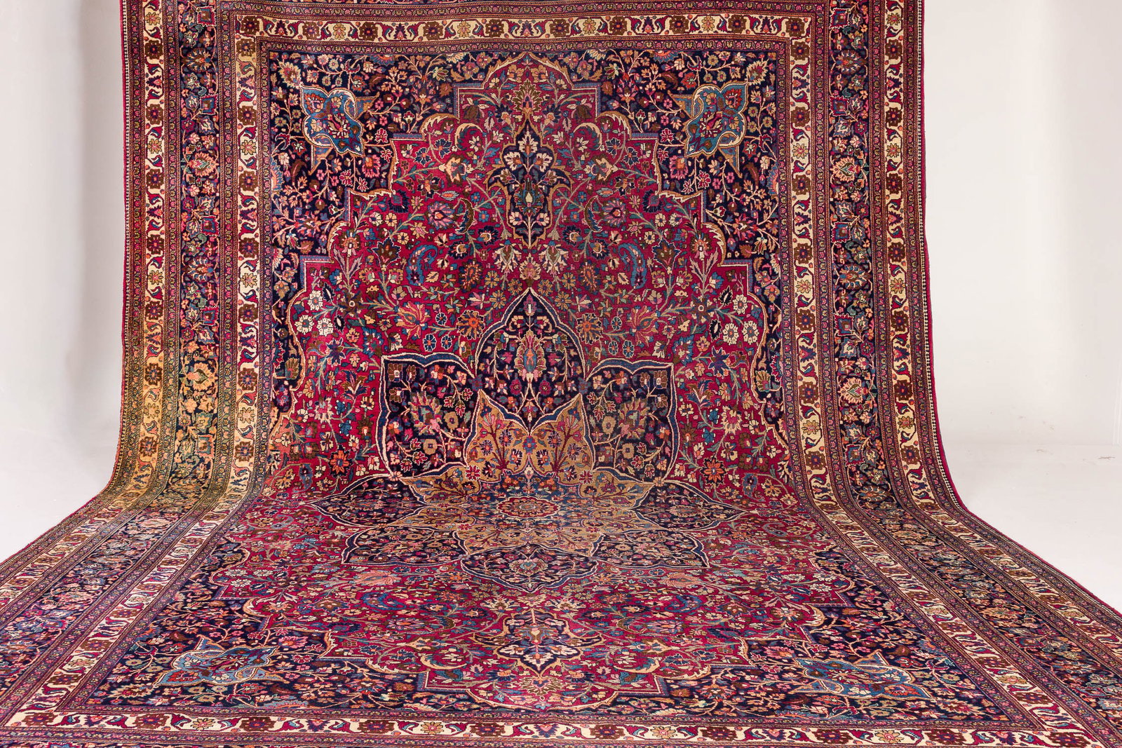 Large Persian Wool Carpet, 20th C - 2