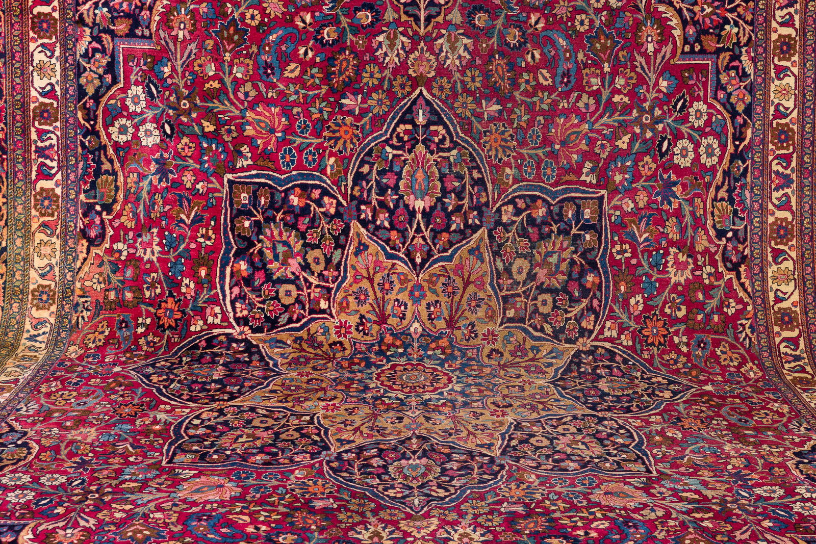 Large Persian Wool Carpet, 20th C - 3