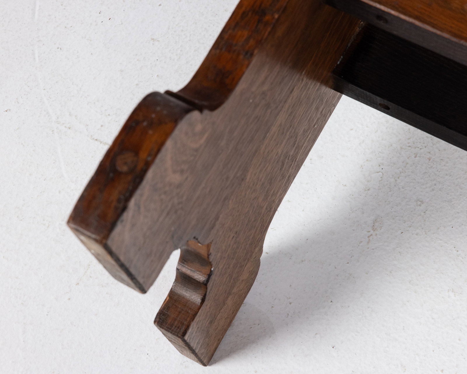 Stickley Oak Trestle Table - 12