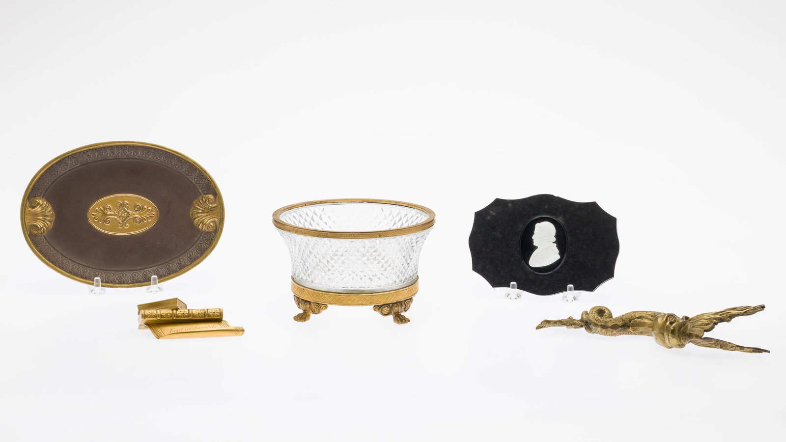 5 Table Articles & Ormolu Fish Mount, 19th C & Later (1 of 14)