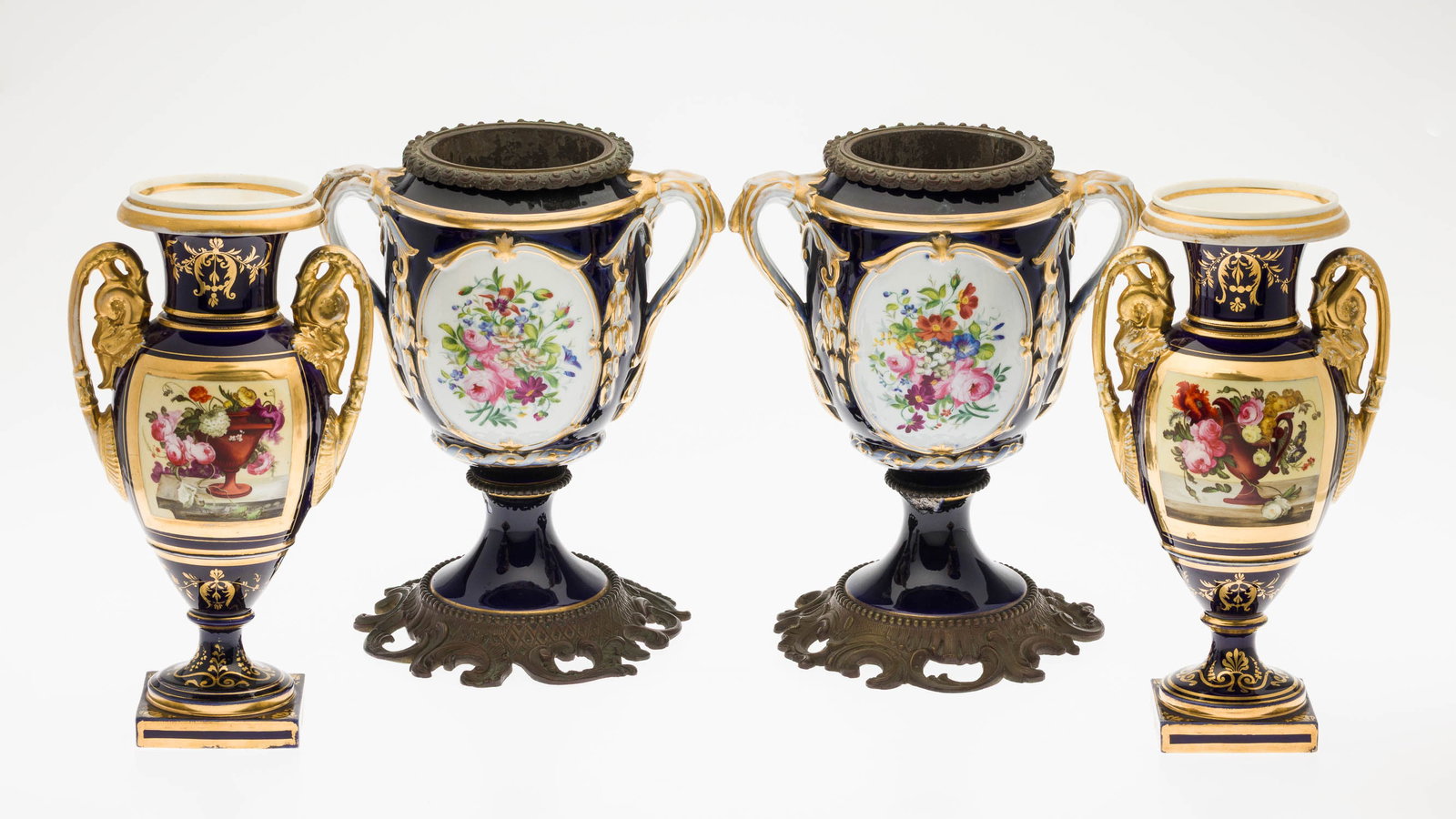 Two Pairs of English Porcelain Urns, 19th C (1 of 20)