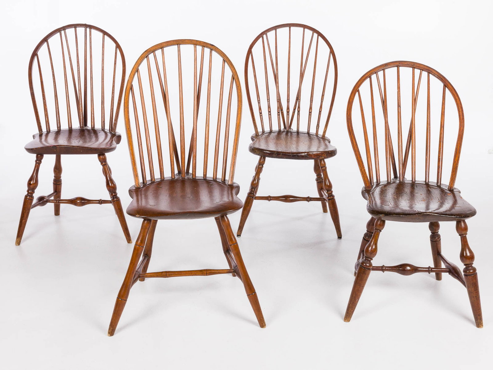 4 American Windsor Hoop Back Side Chairs (1 of 20)