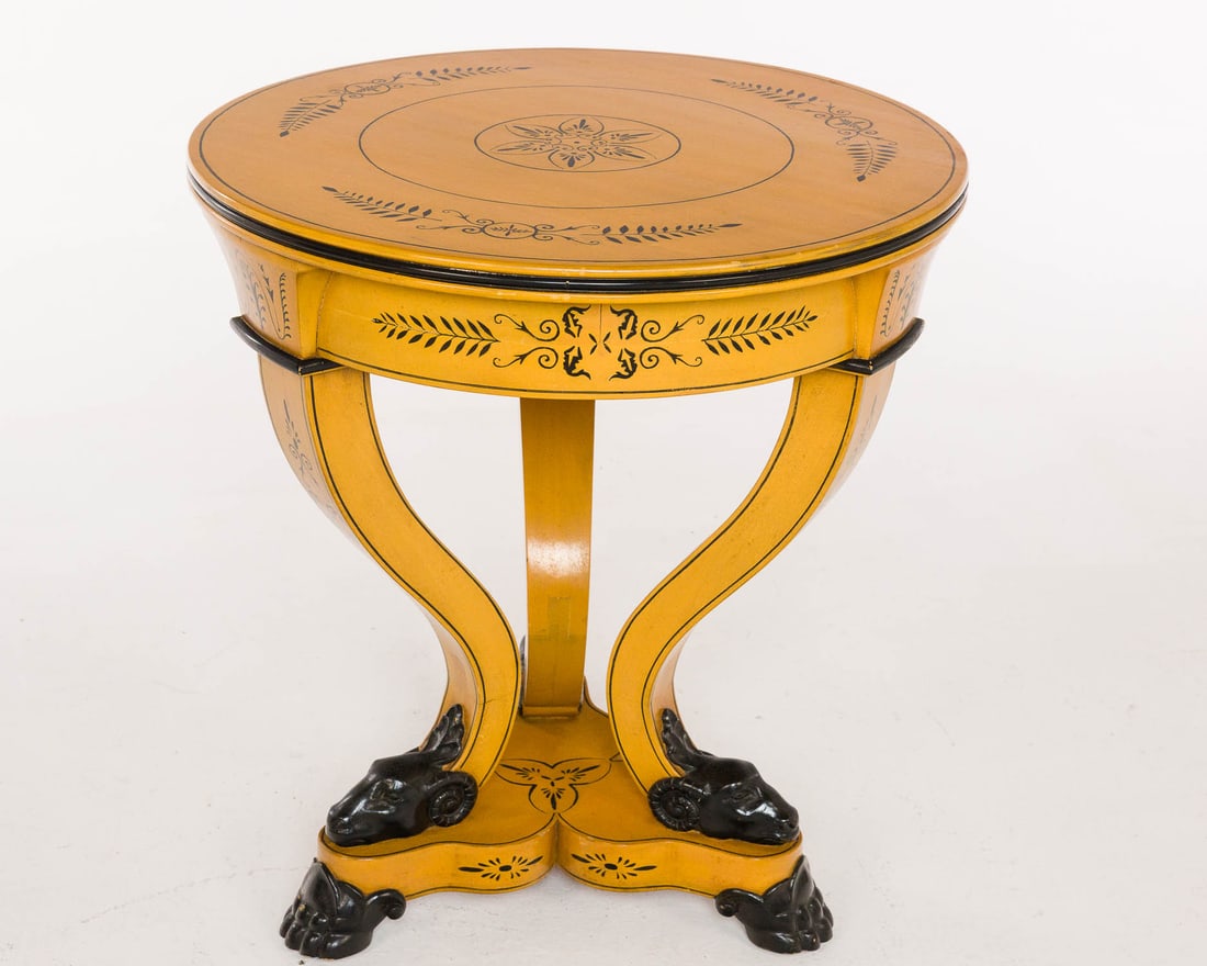 Neoclassical Style Painted Circular Table, 20th C - 3