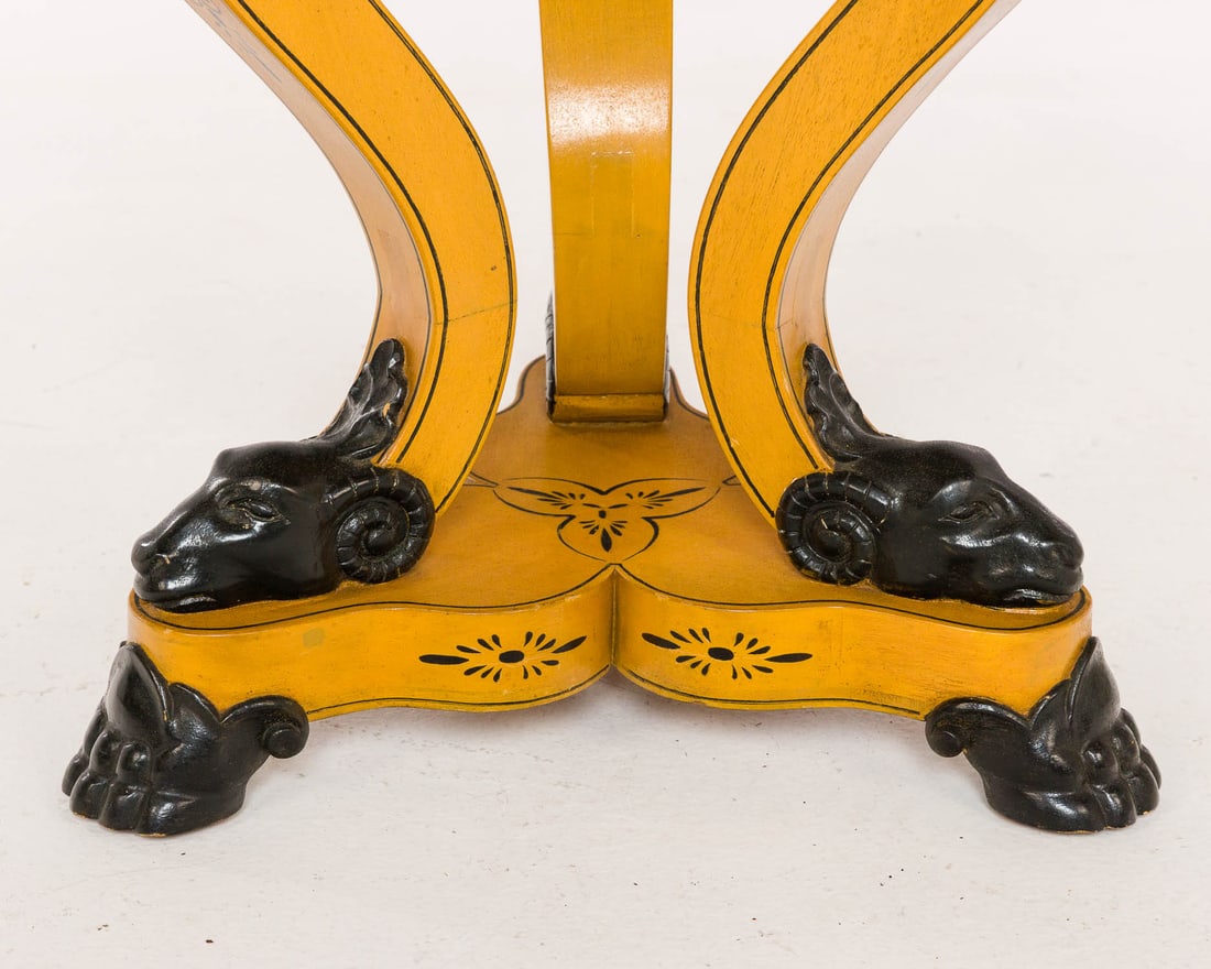 Neoclassical Style Painted Circular Table, 20th C - 8