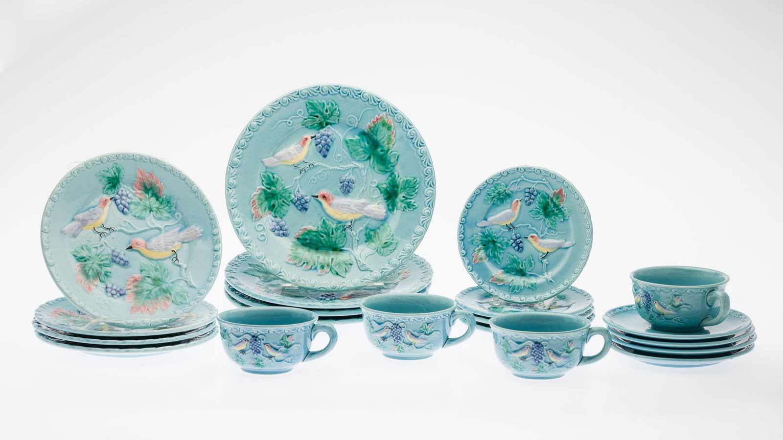 Set of Highmount German Majolica Dinnerware, 20 pcs. (1 of 13)