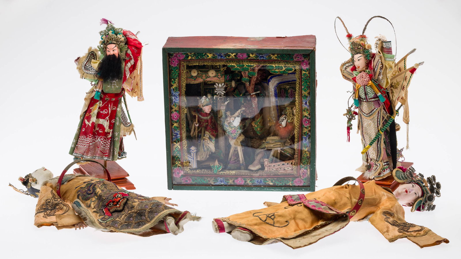 4?Japanese Dolls & Shadowbox (1 of 20)