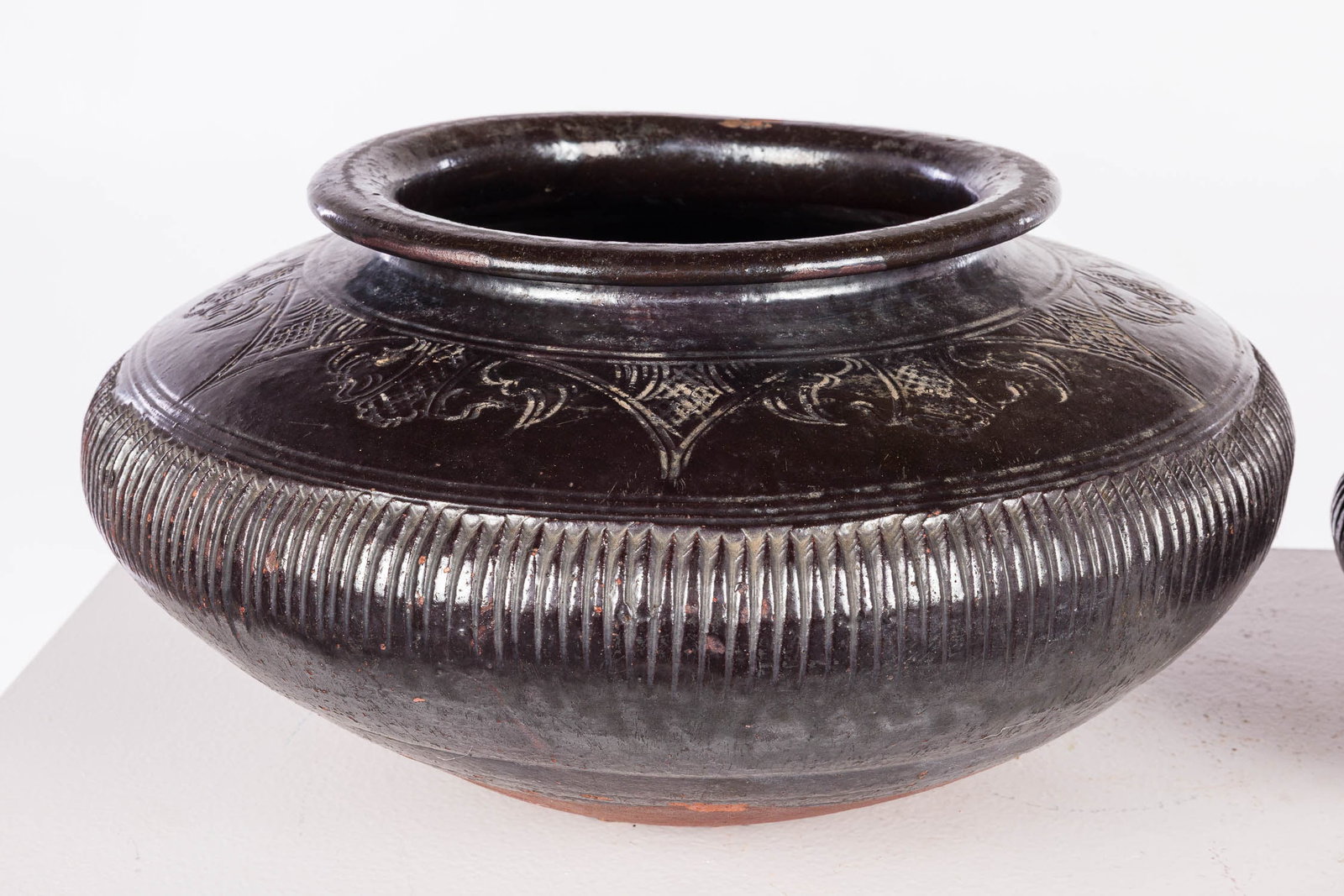 Two Indonesian Pots - 7