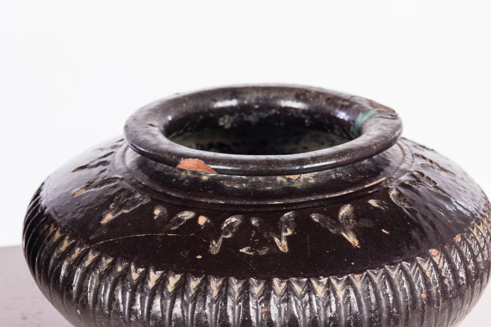 Two Indonesian Pots - 9