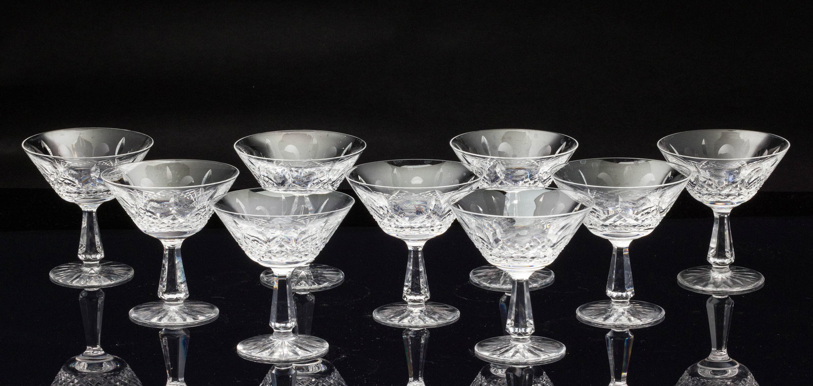 9 Waterford Kenmare Martini Glasses (1 of 6)