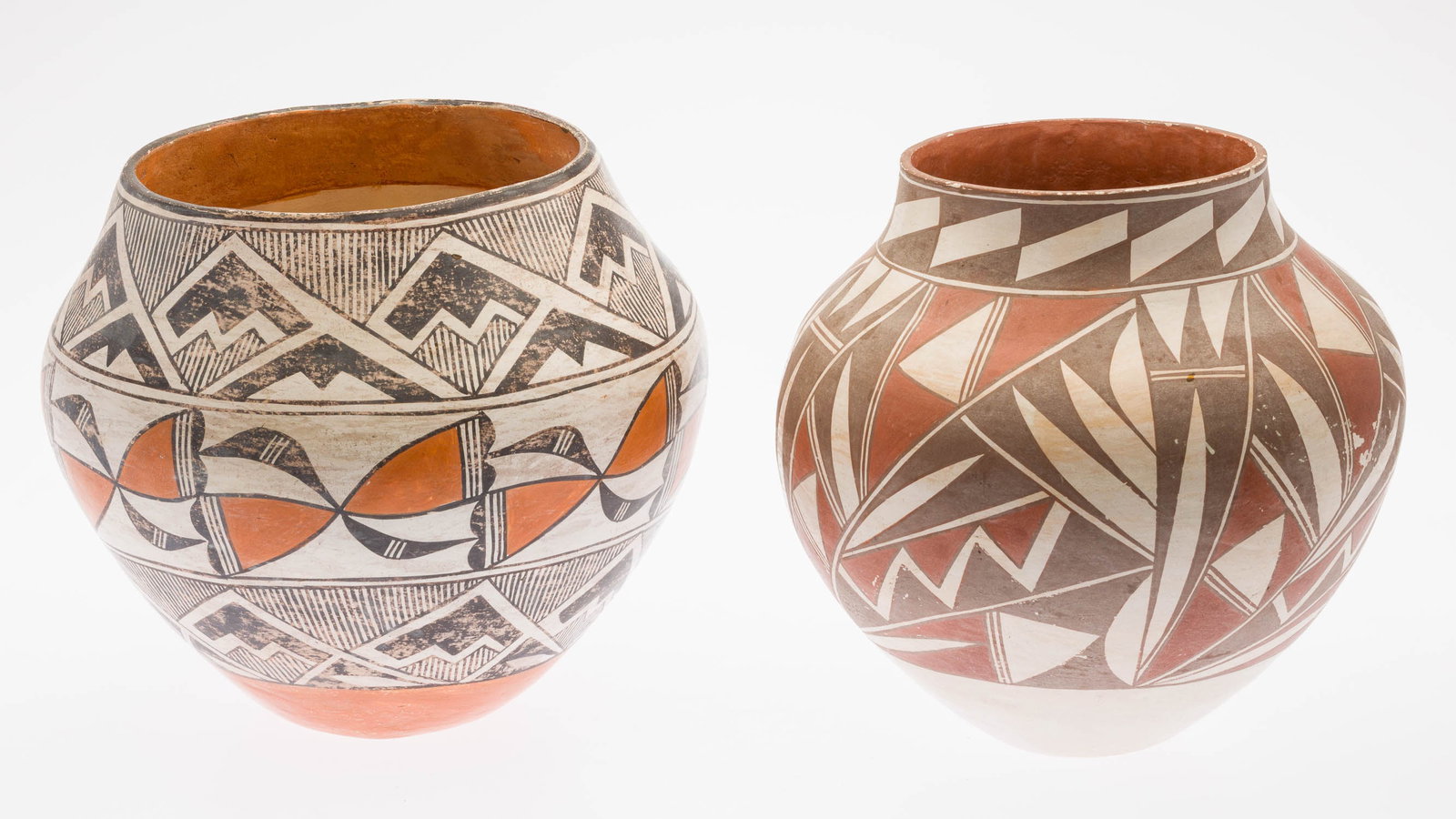 2 Acoma Olla, New Mexico, 20th Century (1 of 14)