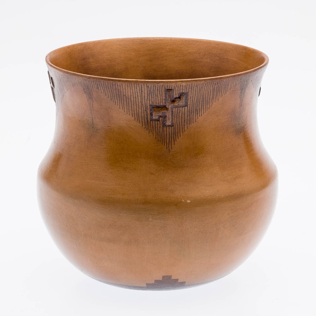 Christine Nofchissey McHorse (NM, 1948-2021) Pot (1 of 7)