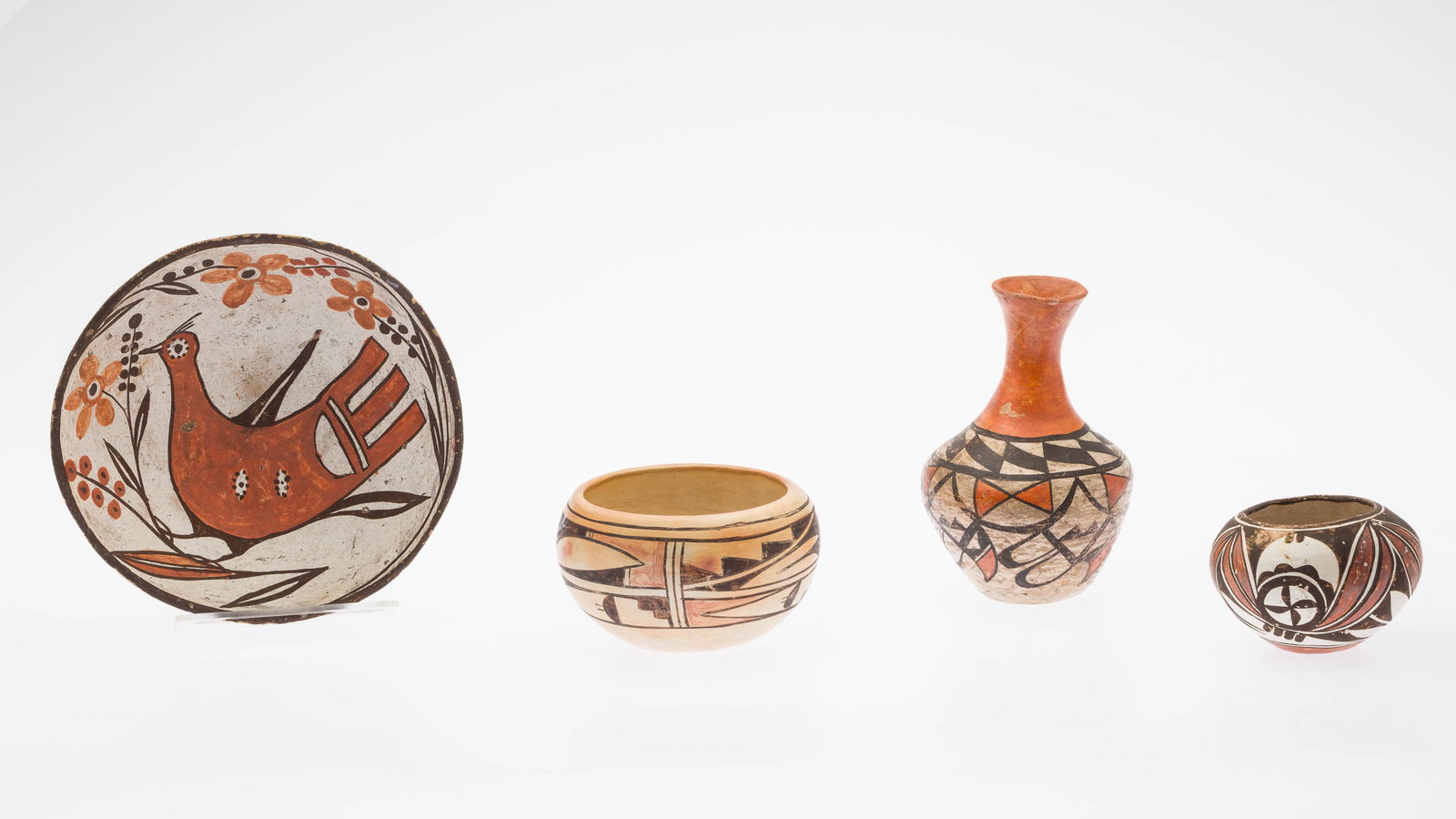 4 Native American Polychrome Vessels, 20th C (1 of 16)