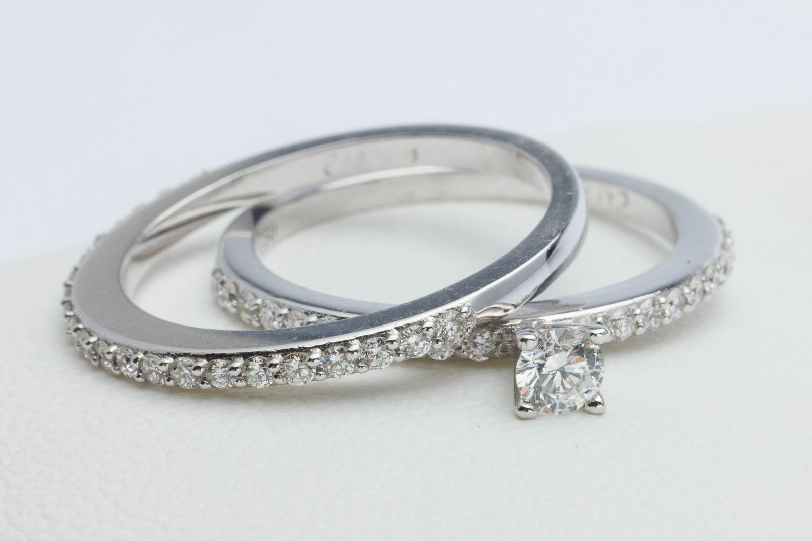 18K White Gold & Diamond Engagement Ring Set Sz 6.25 (1 of 7)