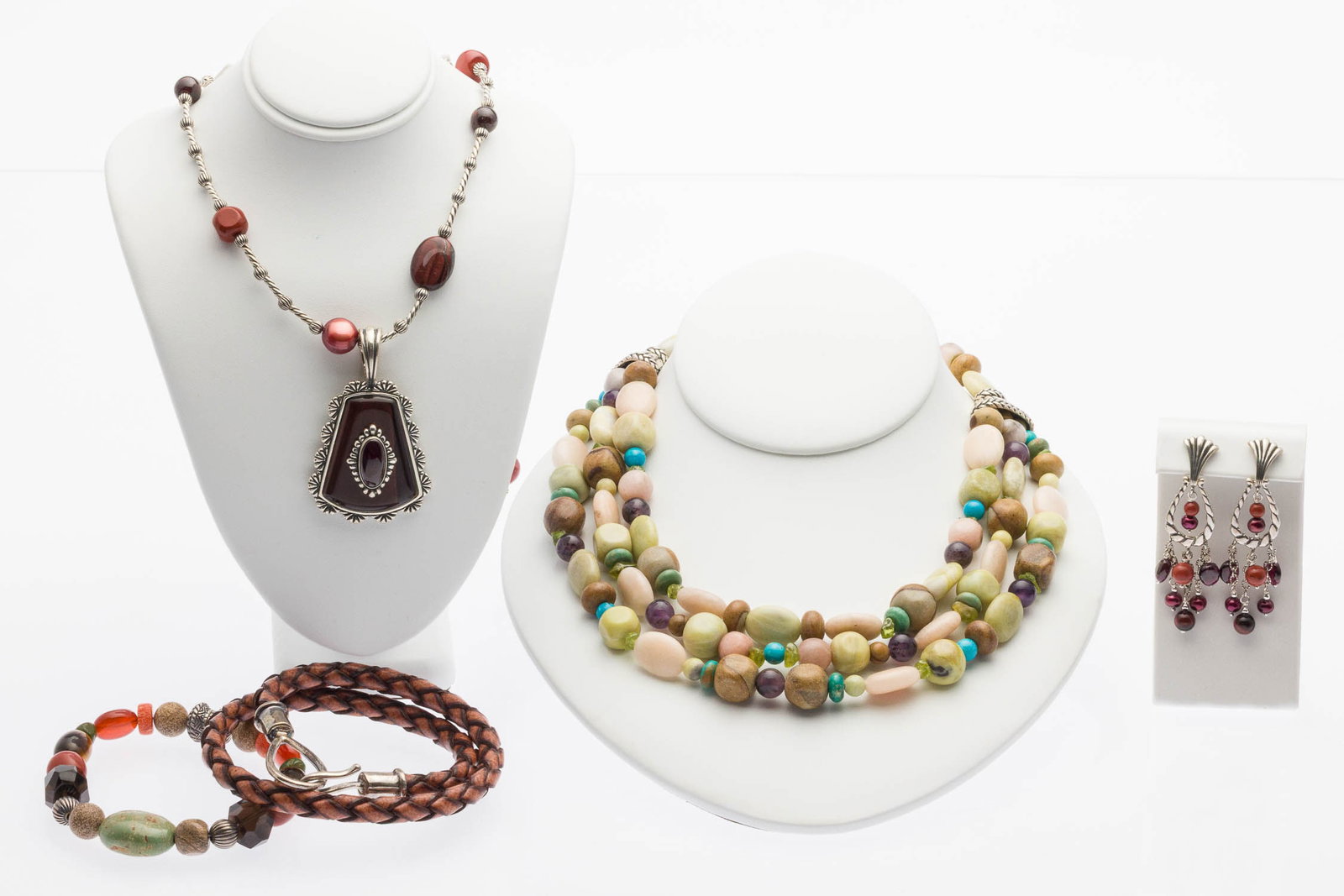 Judith Ripka Sterling & Multi-Stone Jewelry, 5 pcs: Property from a Private Collection, Savannah, GA Description: Group of Judith Ripka Sterling Silver and Multi-Stone Beaded Jewelry, 5 pcs., comprising a multistrand beaded stone necklace with