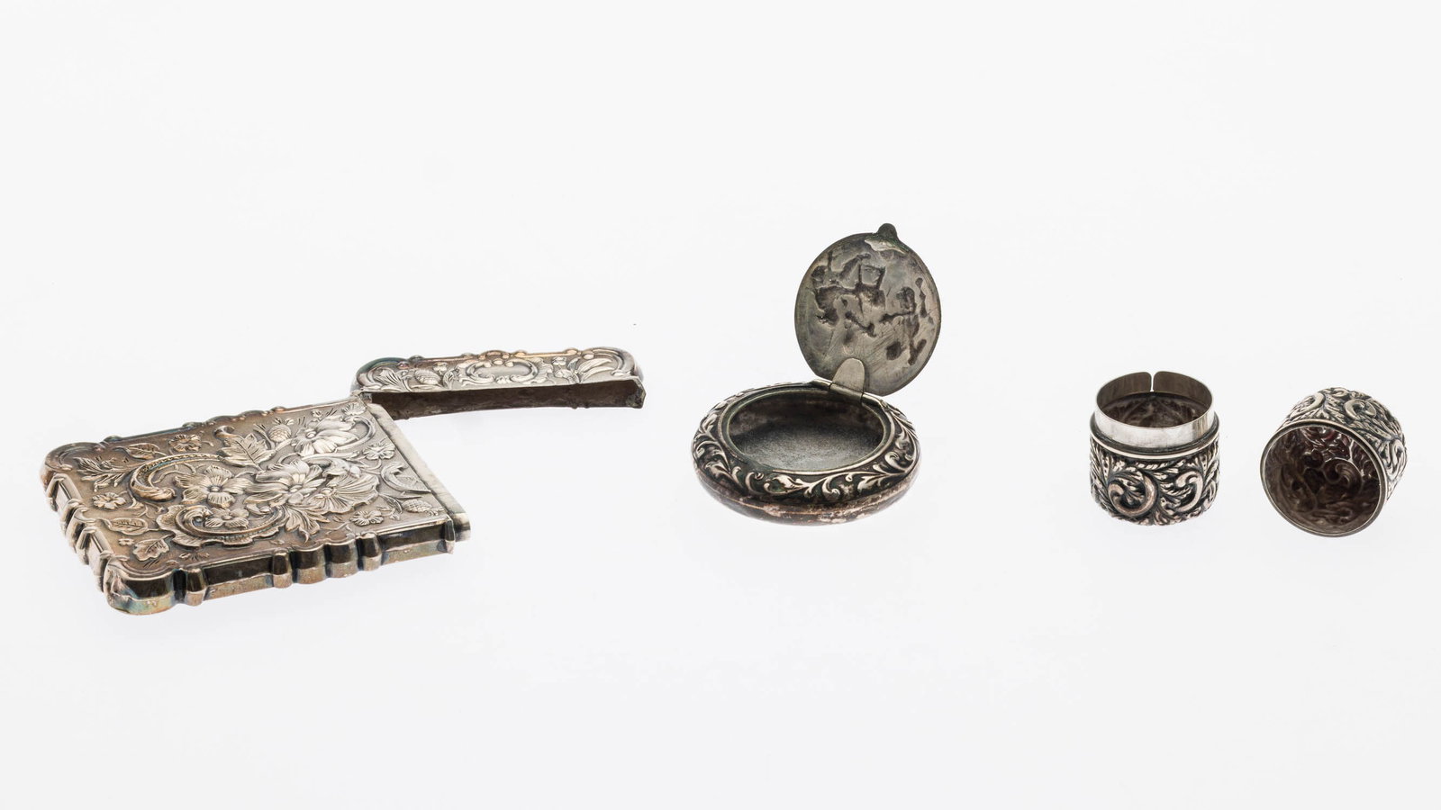 4 Continental Silver Boxes - 10