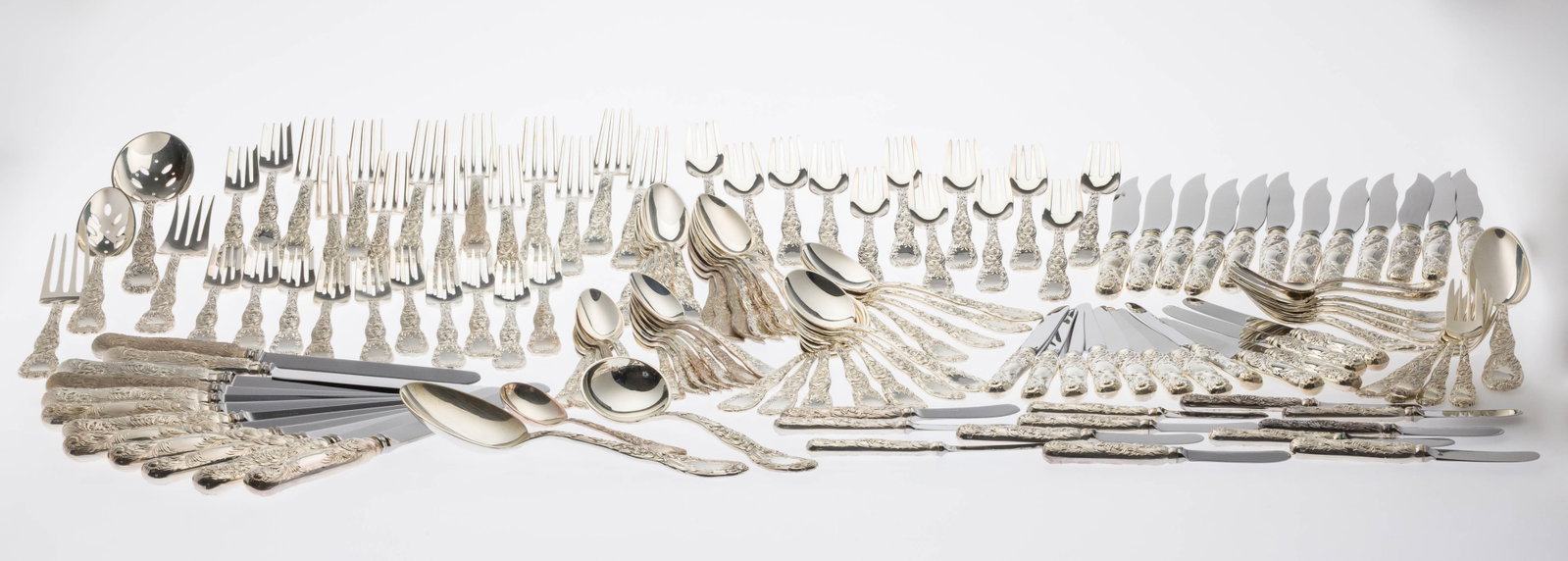 Tiffany Sterling Chrysanthemum Flatware, 140 pcs.: Property from a Private Collection, Savannah, GA Description: Tiffany Sterling Silver Chrysanthemum Flatware Set for 12, 140 pcs., with chrysanthemum pattern, comprising 12 dinner forks, 12 dinner