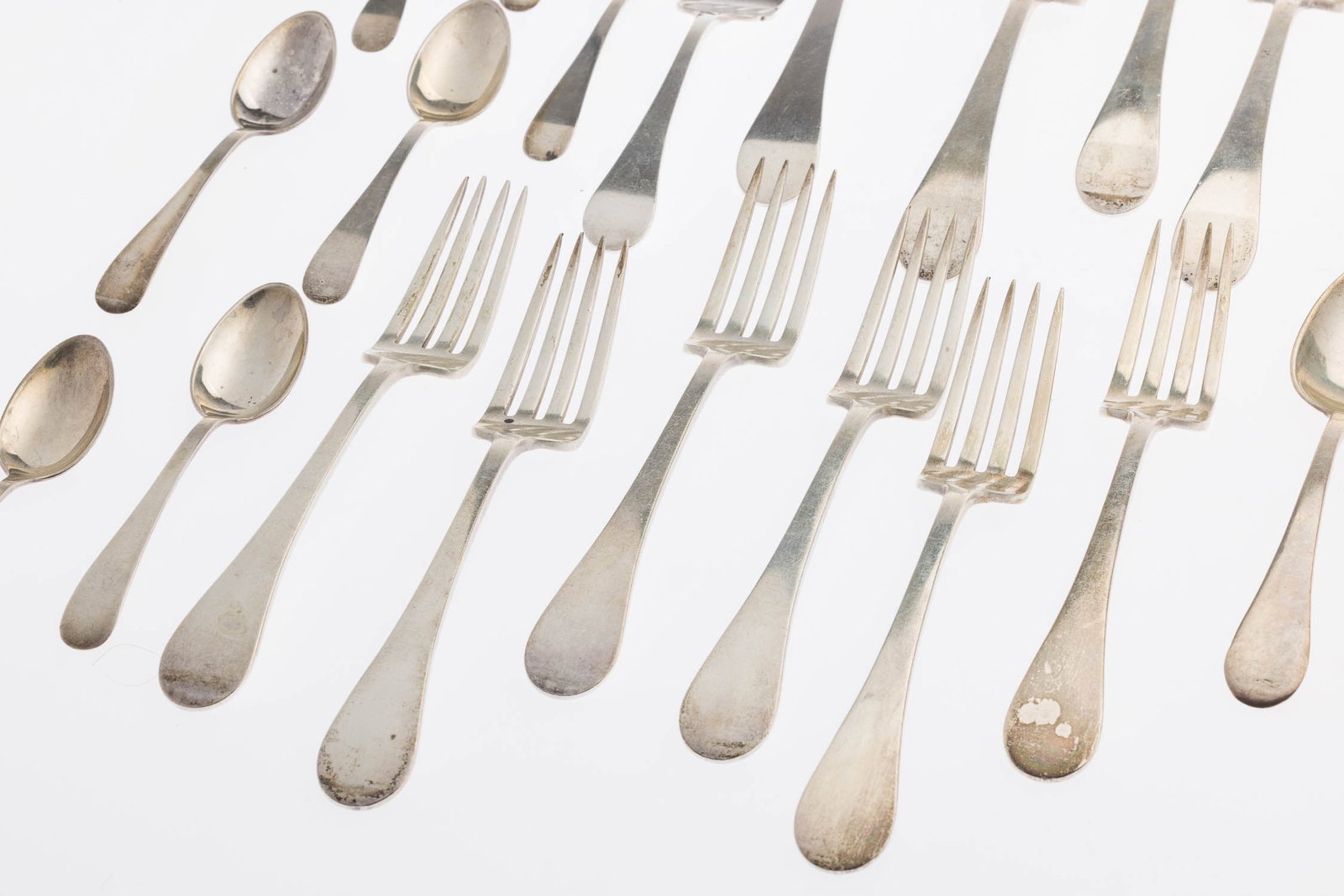 Tuttle Silversmiths Sterling Flatware Set, 43 pcs - 3
