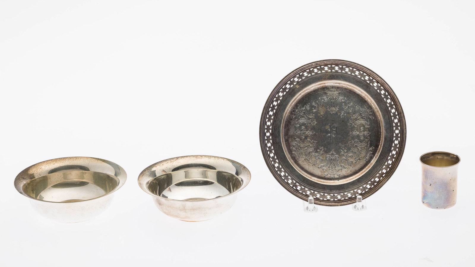 6 Sterling Silver Table Articles - 12