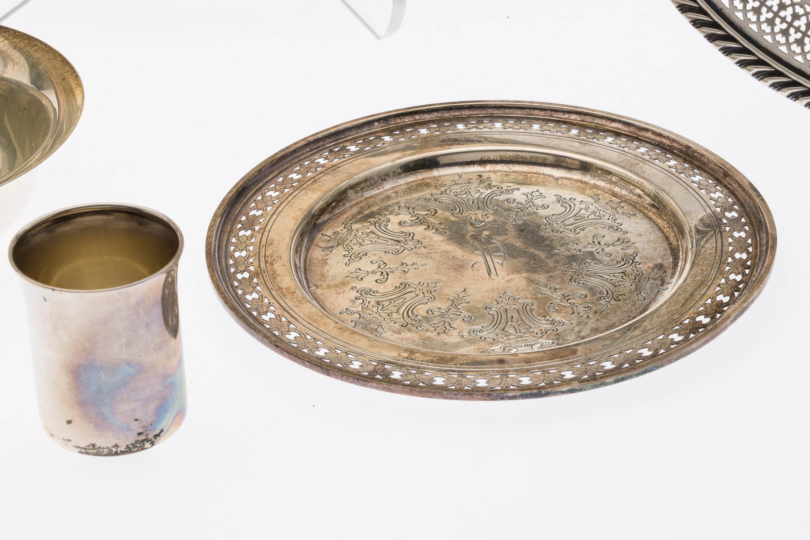 6 Sterling Silver Table Articles - 7