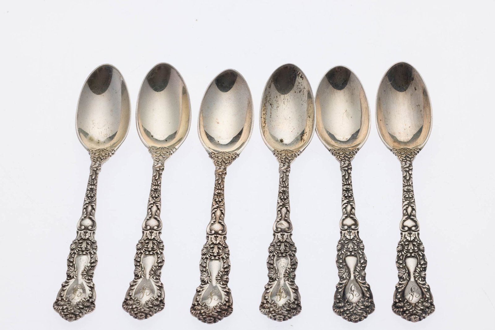 28 Sterling Silver Table Articles, including Gorham - 10