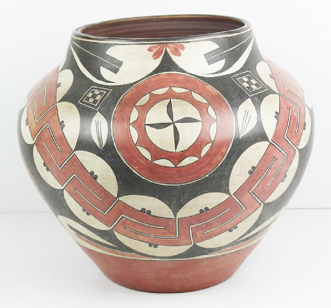 Acoma Pottery (1 of 2)