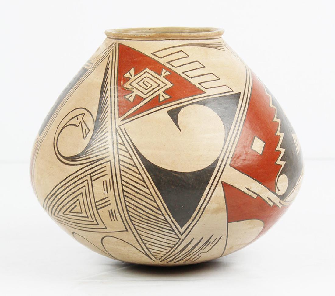 Casas Grandes Mata Ortiz Pottery by Lydia Quezada (1 of 3)