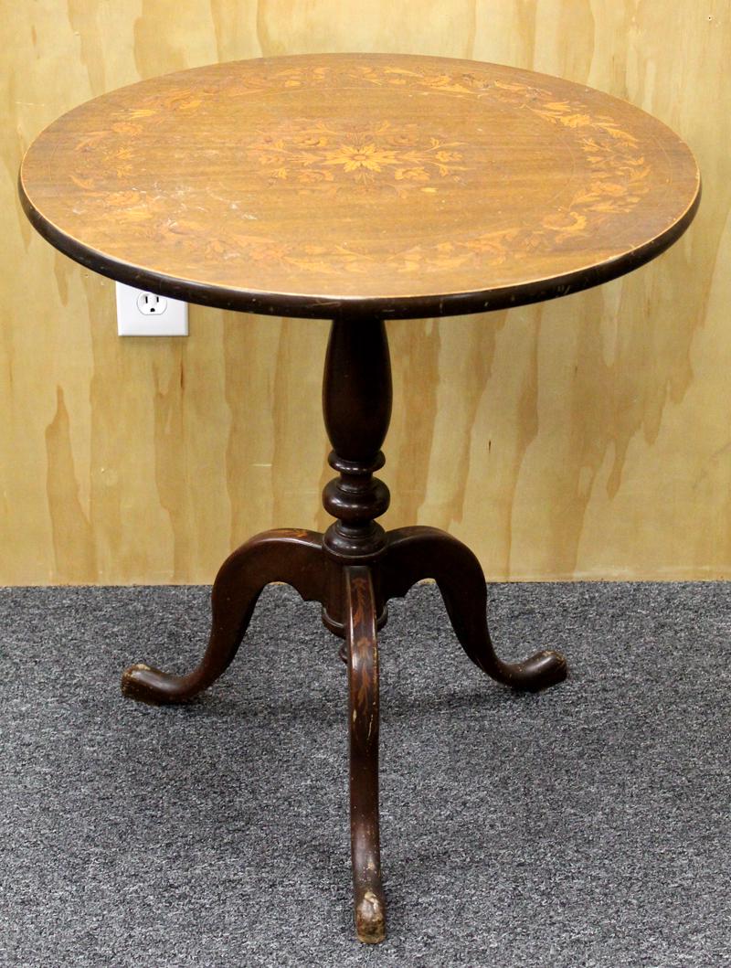 Furniture: Dutch style Round Tilt Top Side Table with (1 of 9)