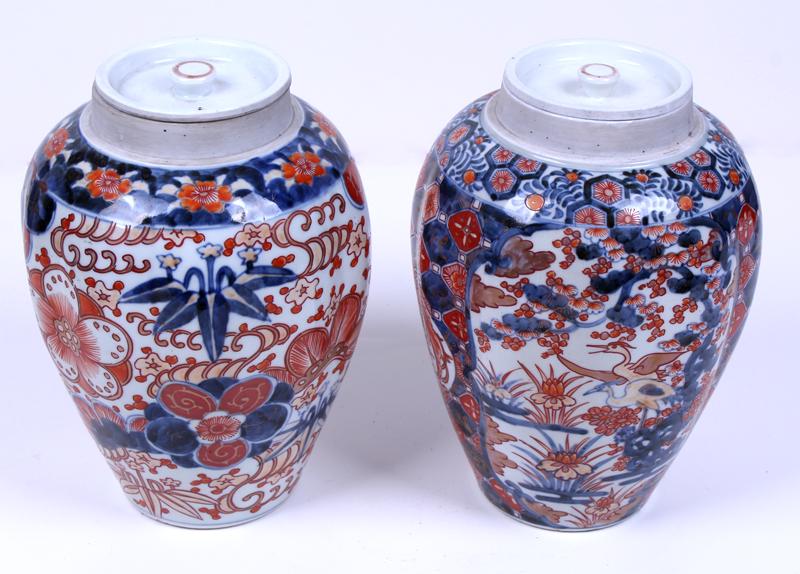 Japanese Imari-Style Porcelain Jars (18th/ 19th (1 of 3)