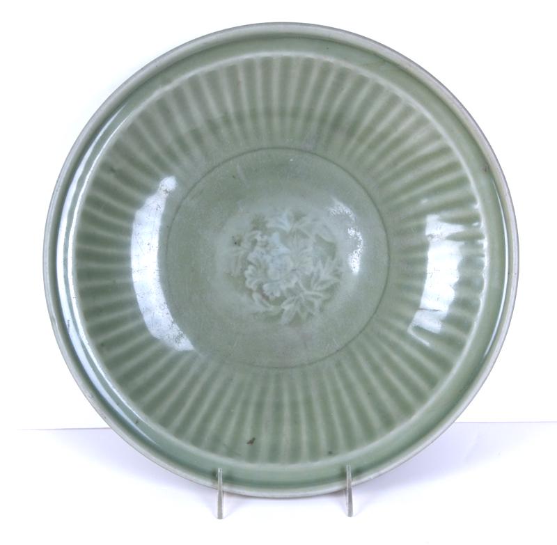 Chinese Ming Dynasty Ceramic (1 of 4)