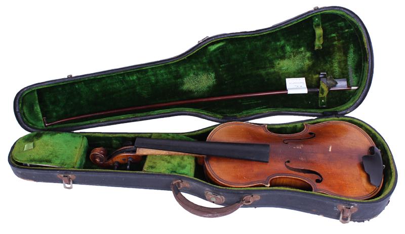 Antique Violin maker after Gasparo Bertolotti Da Salo (1 of 10)