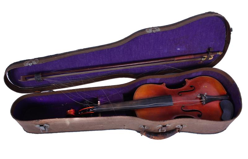 Handmade bow and Antique Violin maker Hornsteiner (1 of 9)