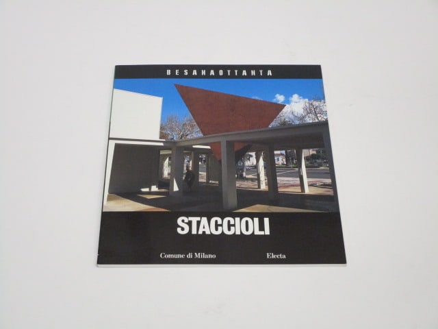 Mauro Staccioli: Staccioli, Comune di Milano Electa, Italian text, softbound.