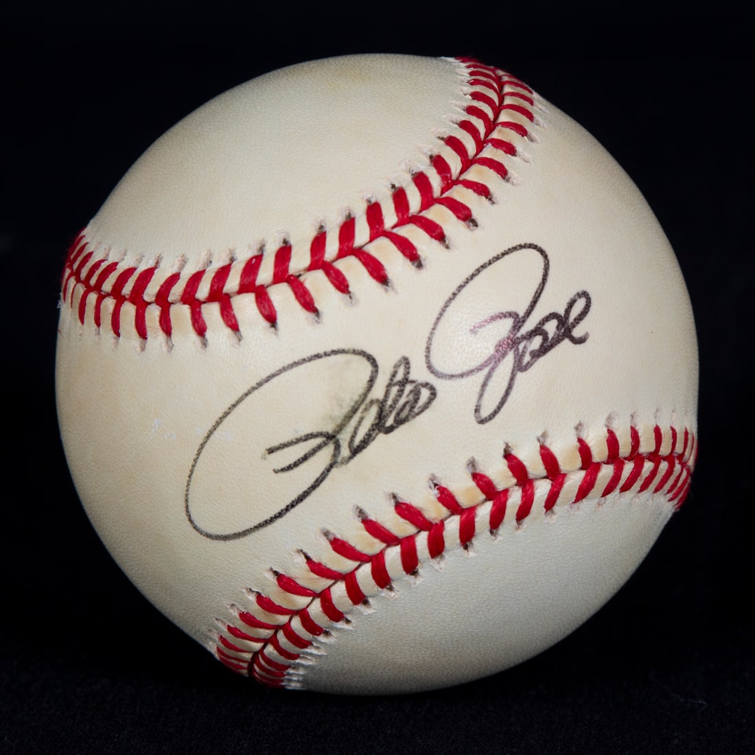 Sports Memorabilia: Pete Rose Autograph (1 of 2)