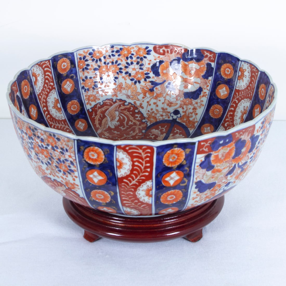 Japanese Imari Porcelain  (19 th  Century) (1 of 3)