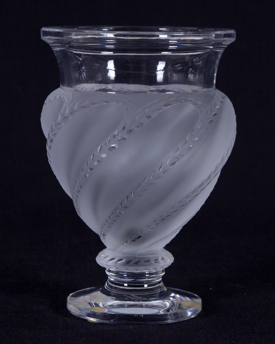 Lalique Crystal Vase (1 of 2)