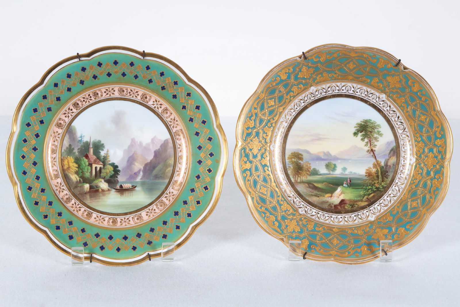 Davenport scenic plates  (19 th / 20 th  Century)  (two) (1 of 2)