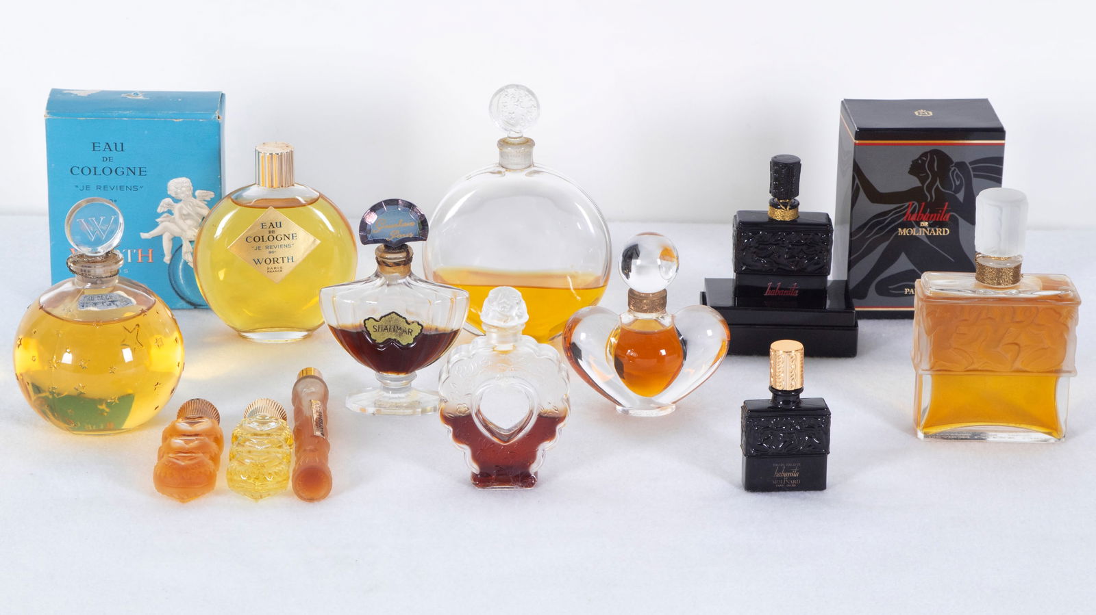 Lalique Nina Ricci Perfume Bottles  and others   (twelve) (1 of 5)