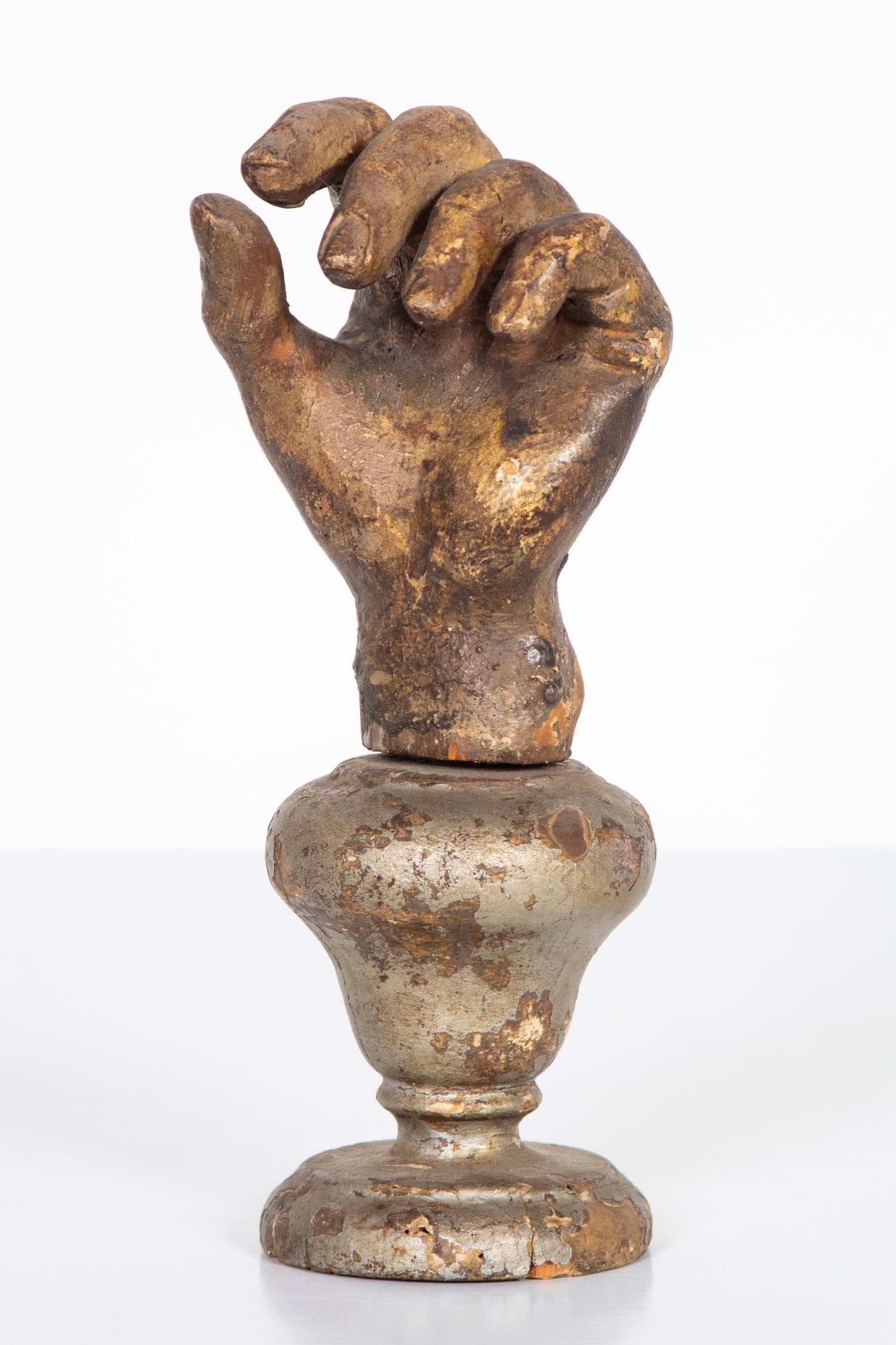 Colonial Santos Hand (1 of 4)