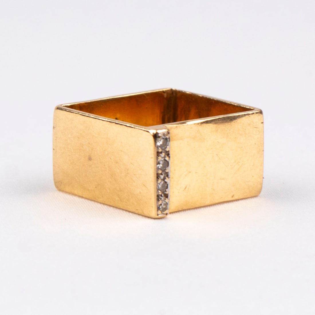 Jewelry: 14k Gold and Diamond Ring (1 of 5)