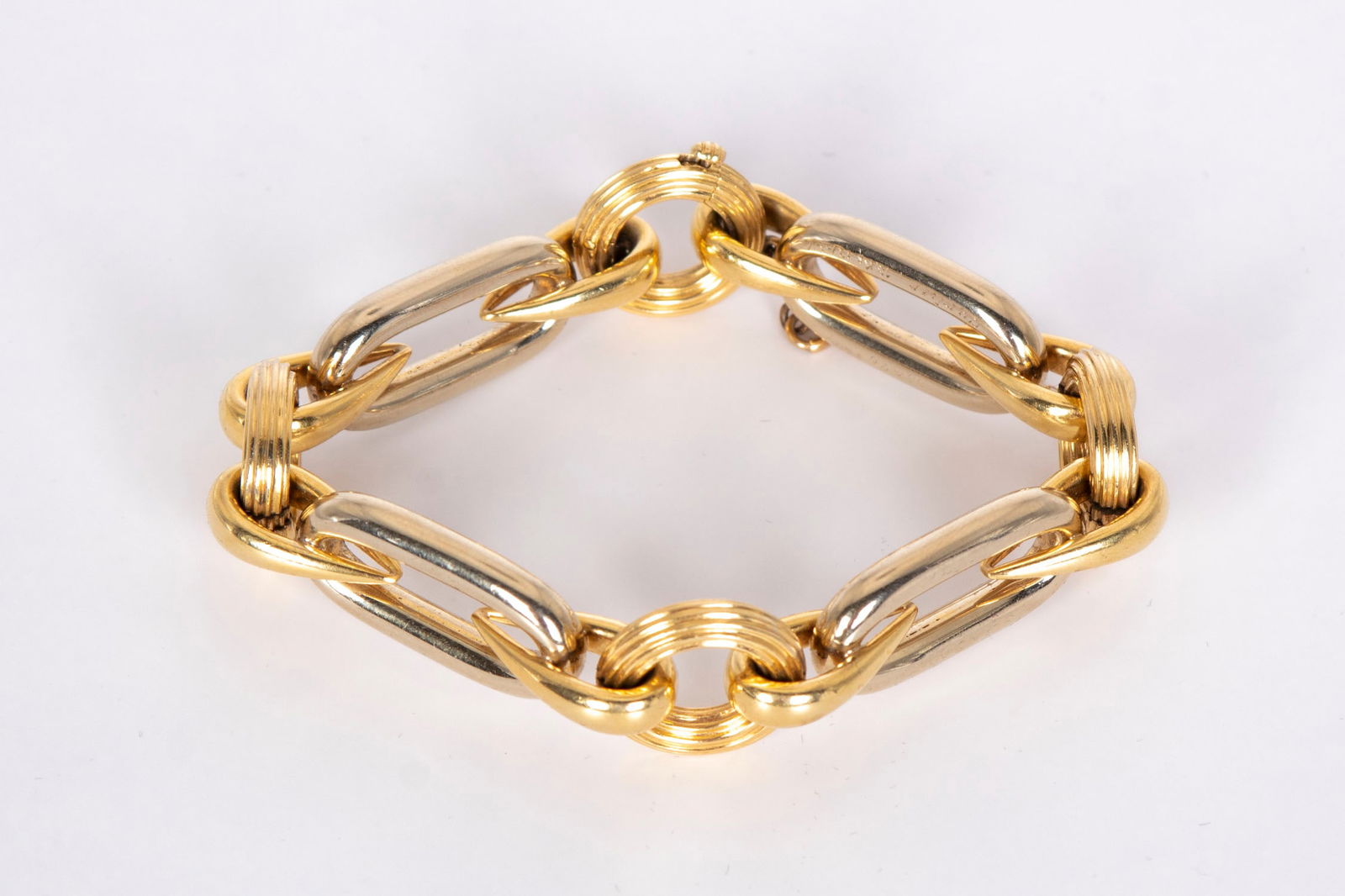 Jewelry:  Cartier  18k Yellow Gold Link Bracelet (1 of 4)