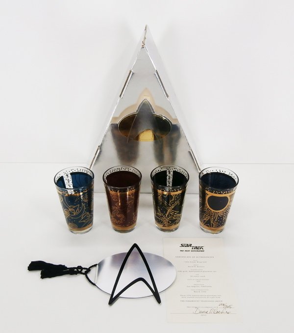 Hollywood Memorabilia: Star Trek Next Generation: 1994 FINAL RAP GIFT, 24kt gold hand-painted glassware set of four, created exclusively for Paramount Television Group by artist David R. Roesler in a limited edition of 325, signed and numbered on cer