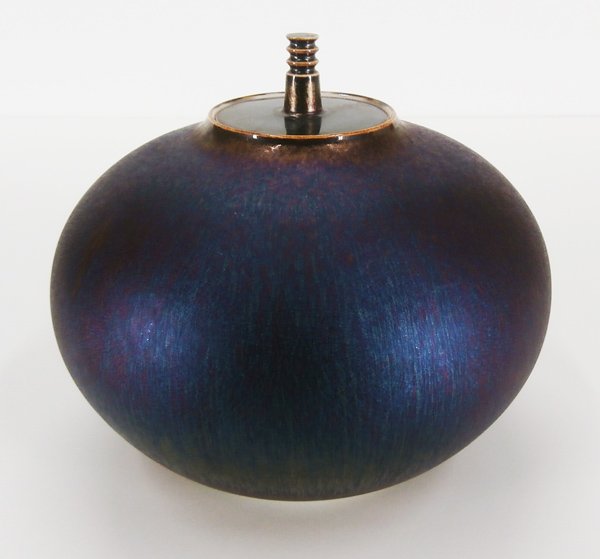 Hideaki Miyamura (b. 1955) Japan: Iridescent lidded ceramic vessel, signed Hideaki Miyamura/ Yohen, 7 ½” tall including lid. Provenance: Art Wares, Los Angeles.