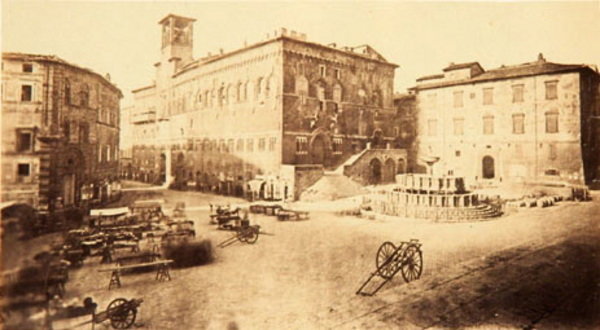 including the Piazza Grande (illustrated), Etrusc