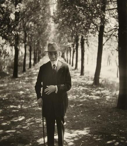 Cecil Beaton (1904-1980) Bernard Berenson, ca.1960: Cecil Beaton (1904-1980) Bernard Berenson, ca.1960Vintage gelatin silver print, with negative number in pencil and photographer's stamp verso, 26 x 24.5cm (101/8 x 91/2in)