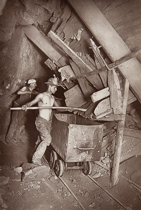 Cornwall.- Burrow (J.C.) and William Thomas. 'Mong: Cornwall.- Burrow (J.C.) and William Thomas. 'Mongst Mines and Miners; or Underground Scenes by Flash-Light,first edition, folding colour chart, 27 mounted photographic plates, printed caption