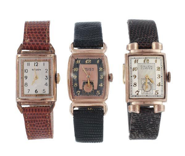 Gruen, Curvex, a gold filled wristwatch, 1941, cas: Gruen, Curvex, a gold filled wristwatch, 1941, case no. G302654, style no. 449, the two piece curved rectangular case with block lugs, the two tone matte and satin silvered dial with applied